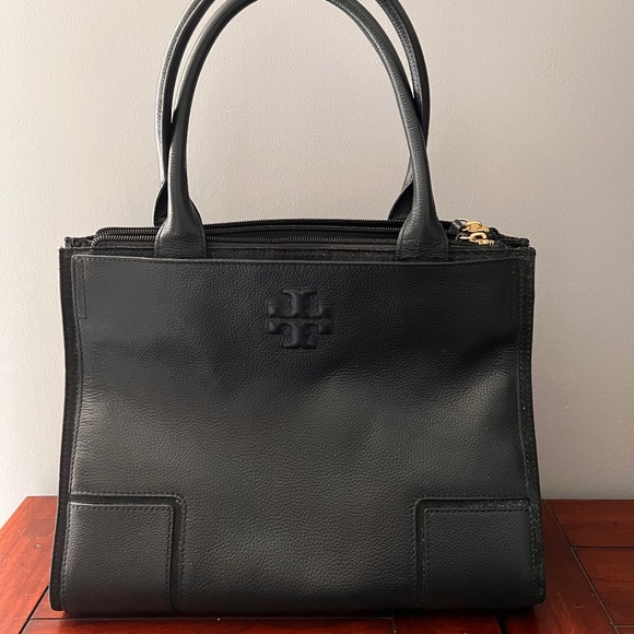 Tory Burch Handbags - Tory Burch Black Leather Tote